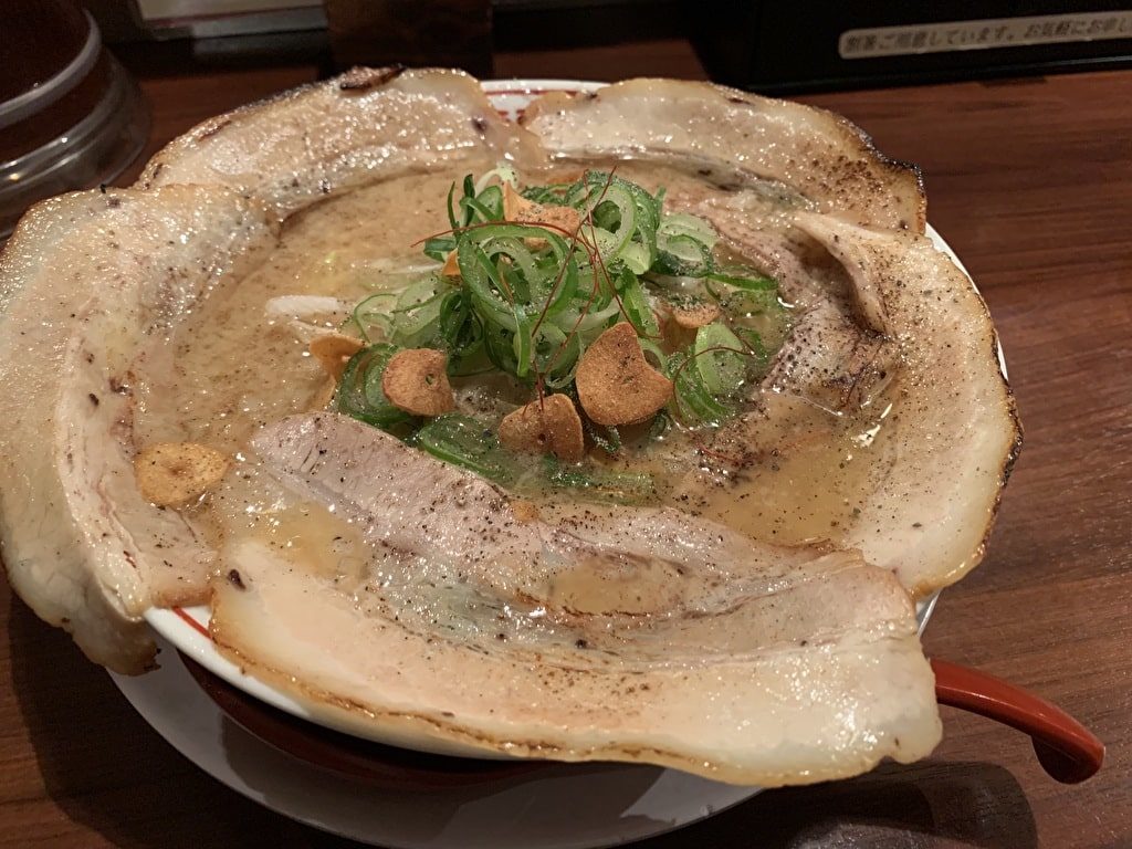 熟成麺屋 神来の特製炙りチャーシューメン