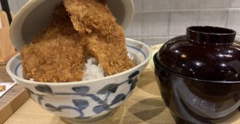 新潟カツ丼タレカツの二段盛りヒレカツ丼セット