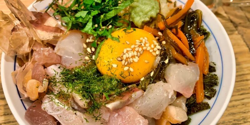 魚屋スタンドふじの魚屋丼