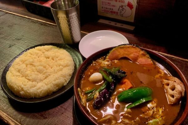 アジアンバーラマイ札幌本店のチキンスープカレー2