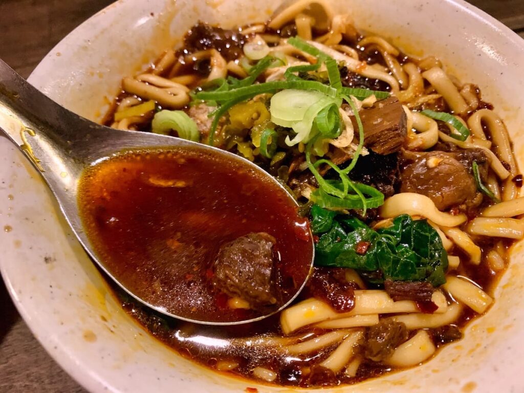 微風台南tears2の紅焼牛肉麺スープ