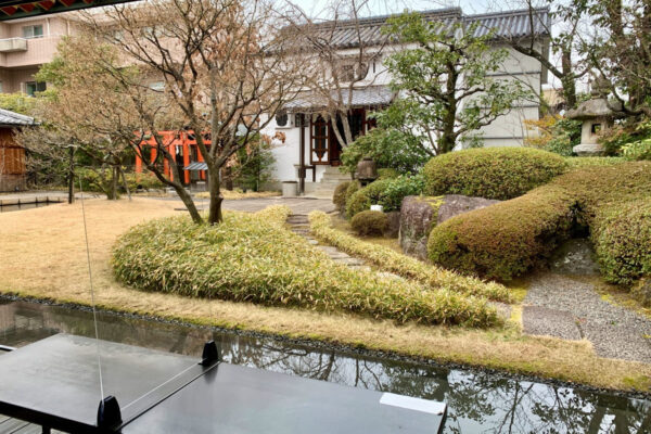 虎屋菓寮 京都一条店の中庭