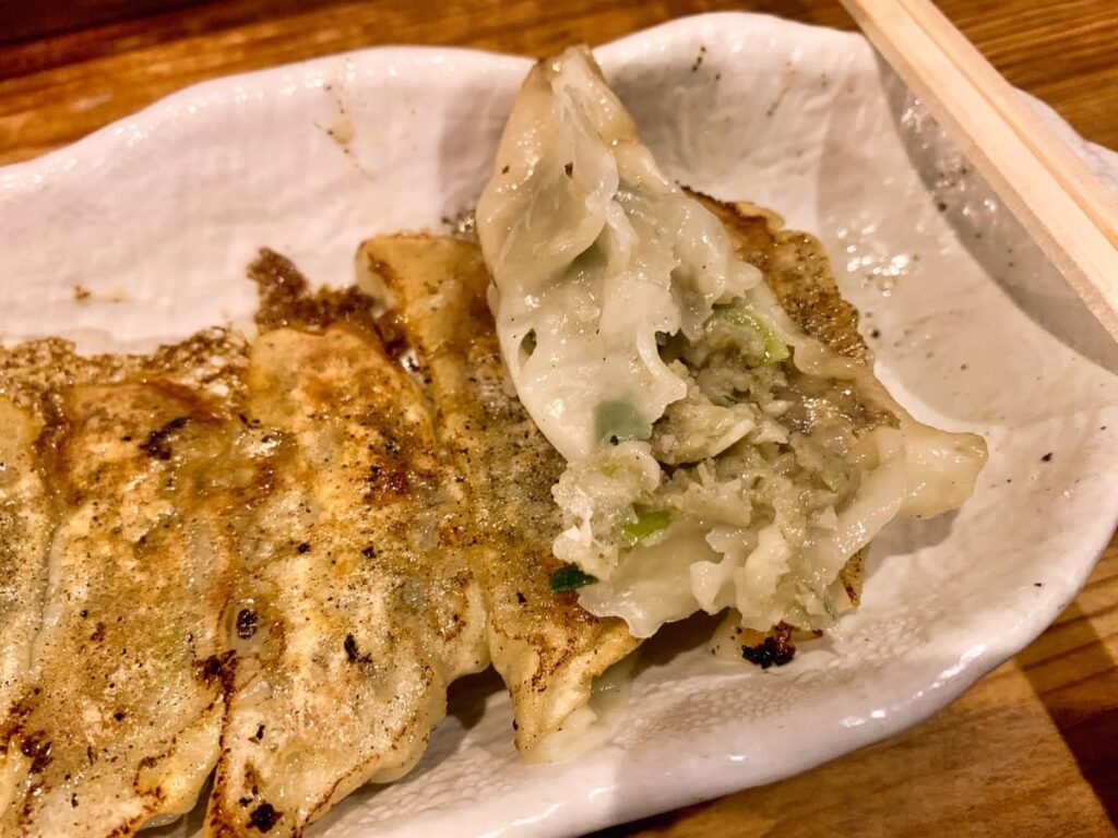 塩元帥 西中島店の餃子実食