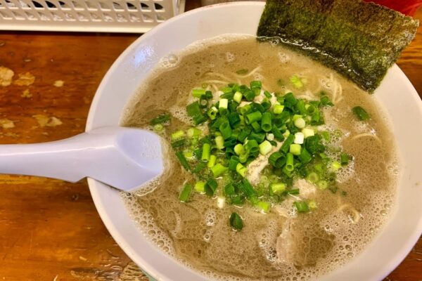 しぇからしか仁川本店のラーメン近影