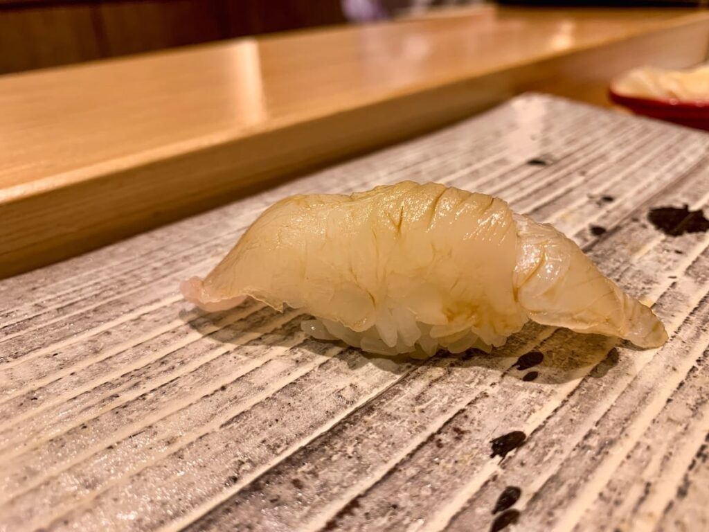 寿司割烹魚紋のクエ