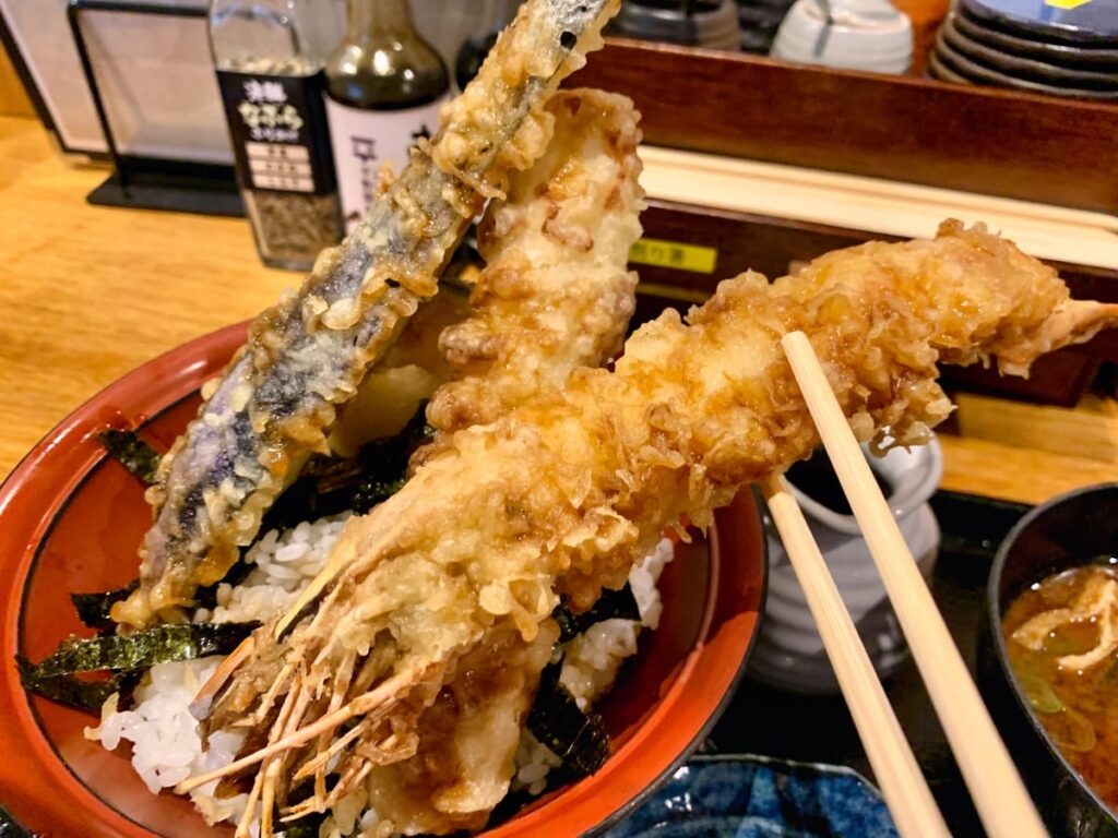 天ぷら海鮮米福 四条烏丸店の大海老天丼実食1