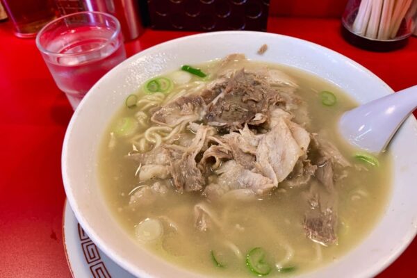 末廣ラーメン本舗 秋田駅前分店の末廣塩中華そば近影