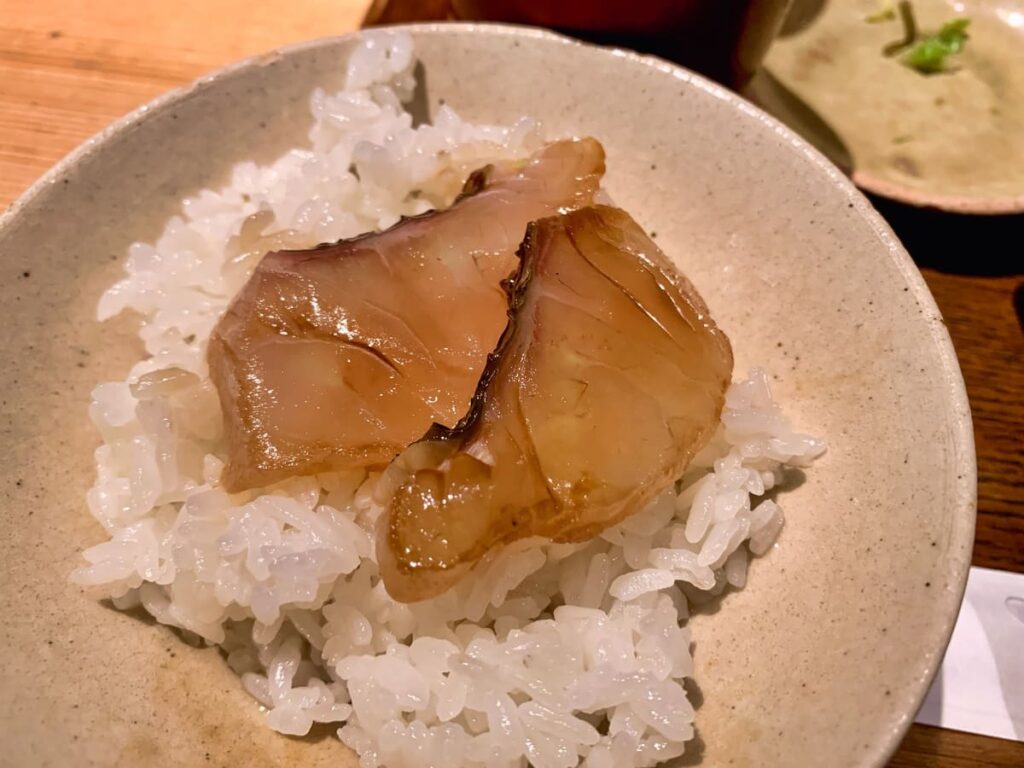 ごはんや一芯 京都店の名物鯛茶漬け実食3