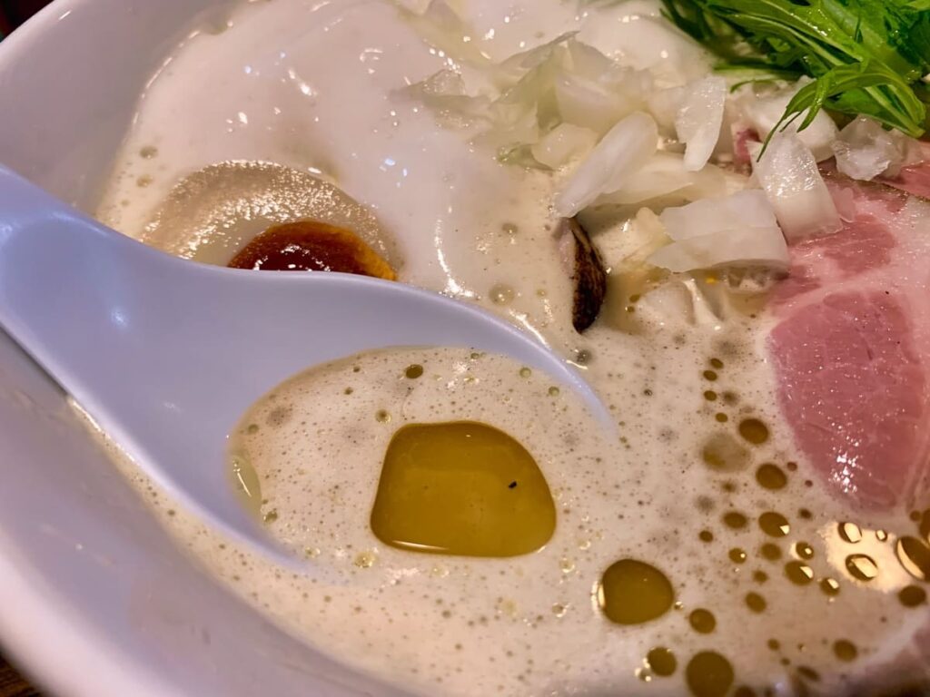 ふく流らーめん轍 寺田町総本店の特製ふく流らーめんスープ