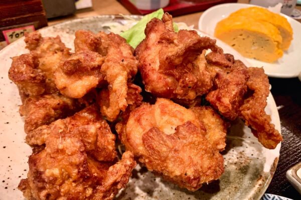 普通の食堂いわまの鶏の唐揚げ