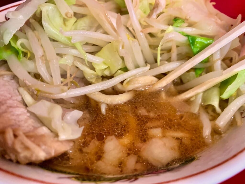 ラーメン二郎 札幌店のラーメンそのままスープ