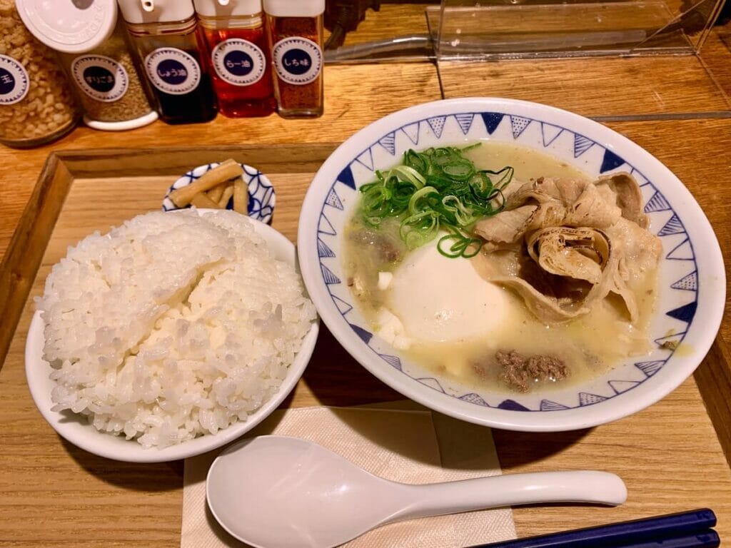 ごちとん 代々木本店のごちとん豚汁麦味噌1