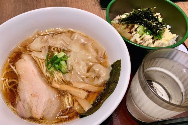 カドヤ食堂 阪神梅田店のワンタンめん+チャーマヨ丼