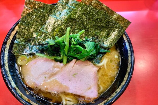 家系総本山 吉村家のラーメン2