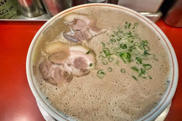 博多だるま本店のラーメン3