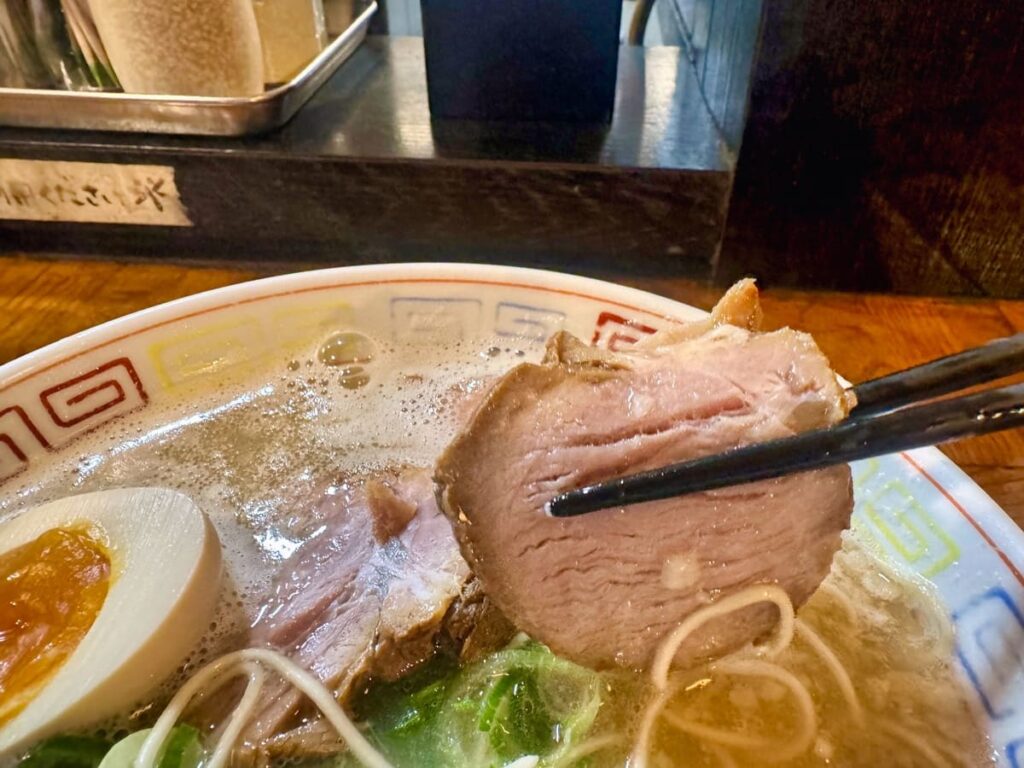 秀ちゃんラーメンとんぼ店のとんぼラーメンチャーシュー