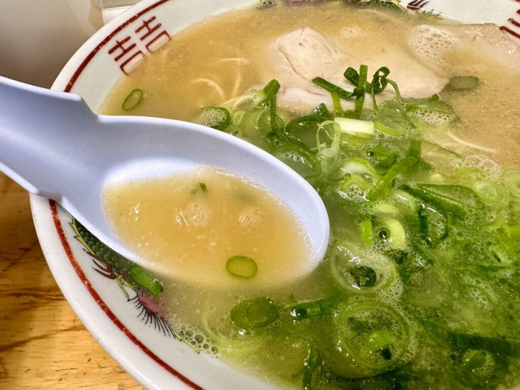 安全食堂のラーメンスープ