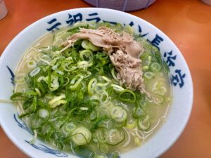 元祖ラーメン長浜家（赤坂）のラーメン2