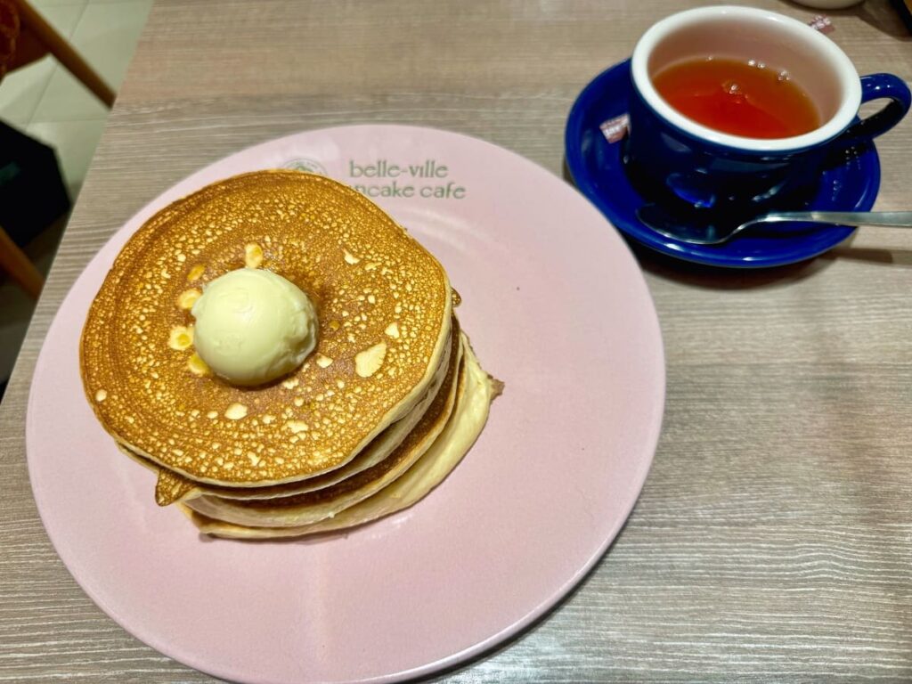 belle-ville pancake cafe ホワイティうめだ店のミルフィーユパンケーキ