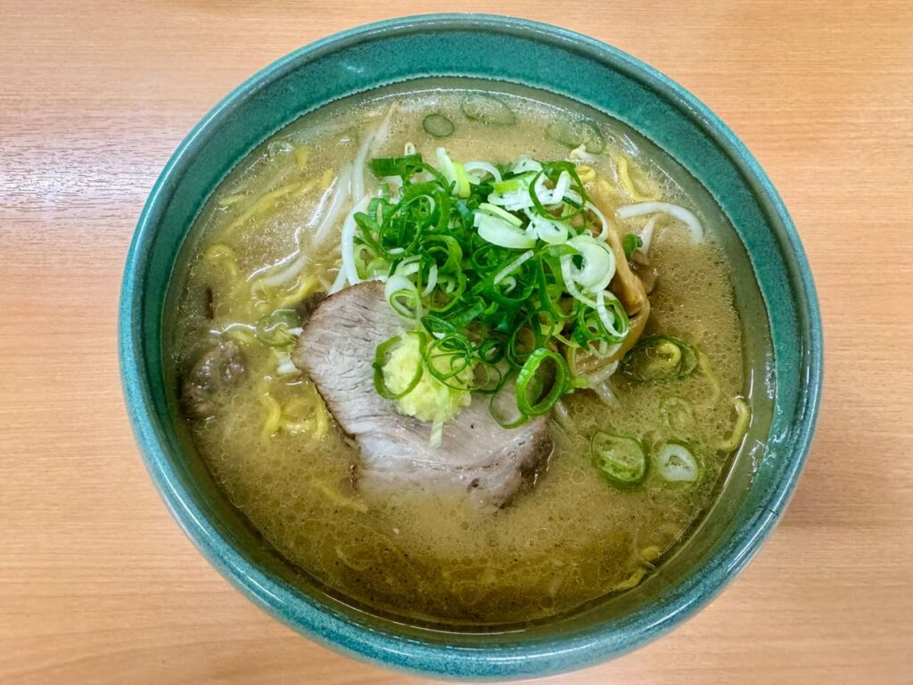 麺屋彩未の味噌らーめん1