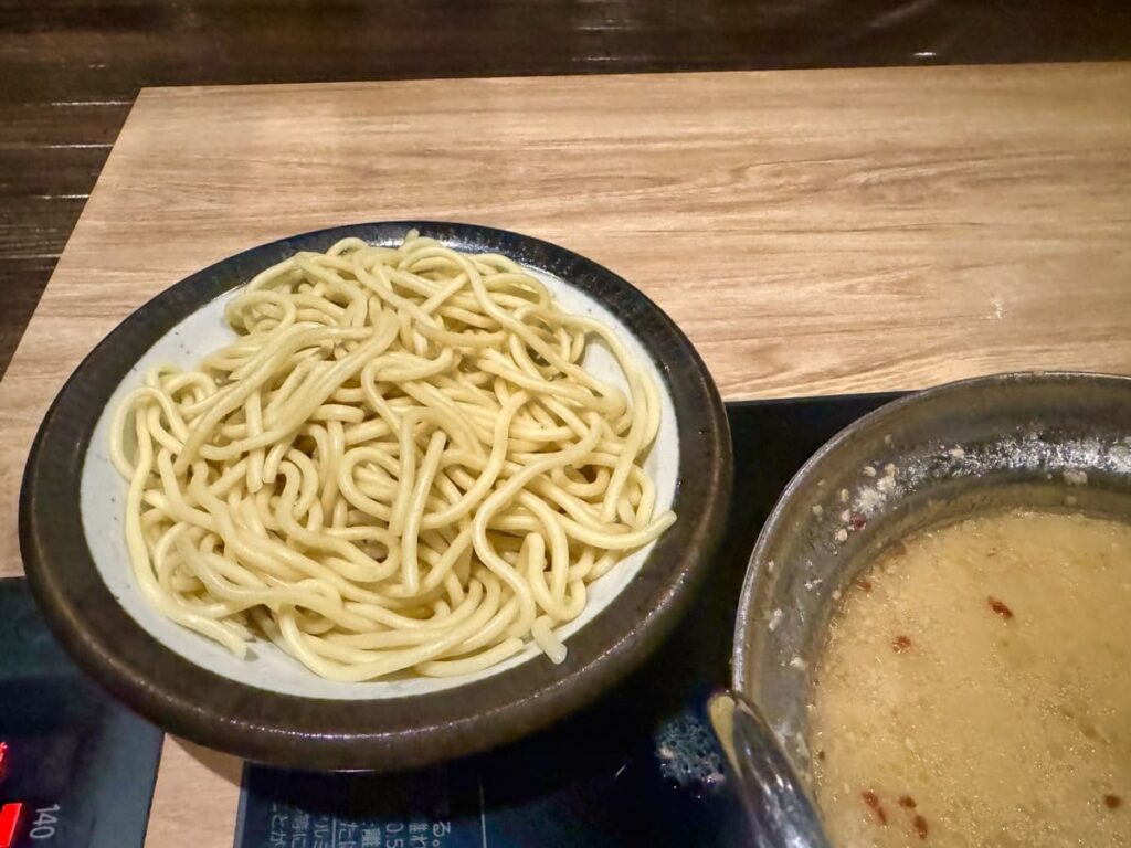 博多もつ鍋おおやま 本店のもつ鍋 みそ味 ちゃんぽん麺