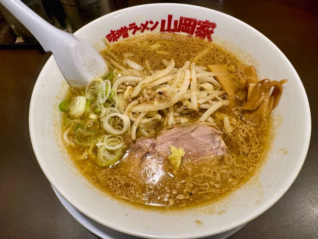 味噌ラーメン山岡家 すすきの店の札幌味噌ラーメン1