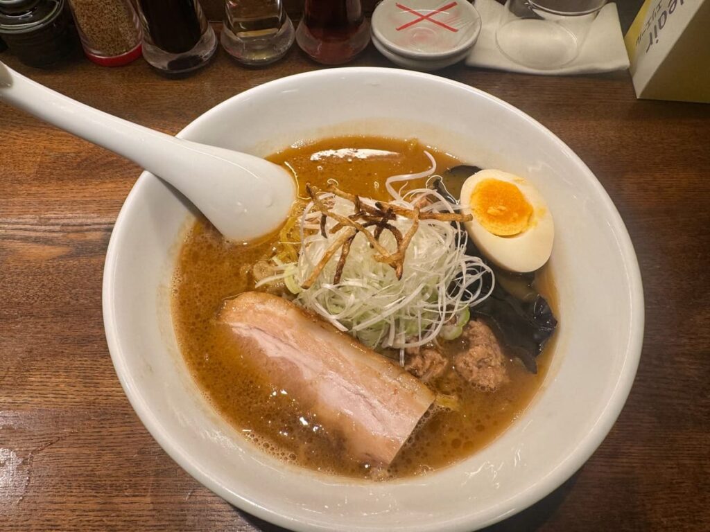 麺屋雪風 すすきの本店の濃厚味噌らーめん1