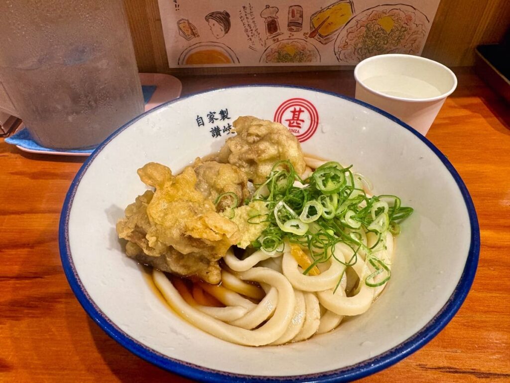 自家製さぬきうどんと肉 新橋甚三の冷やし鶏天ぶっかけ1