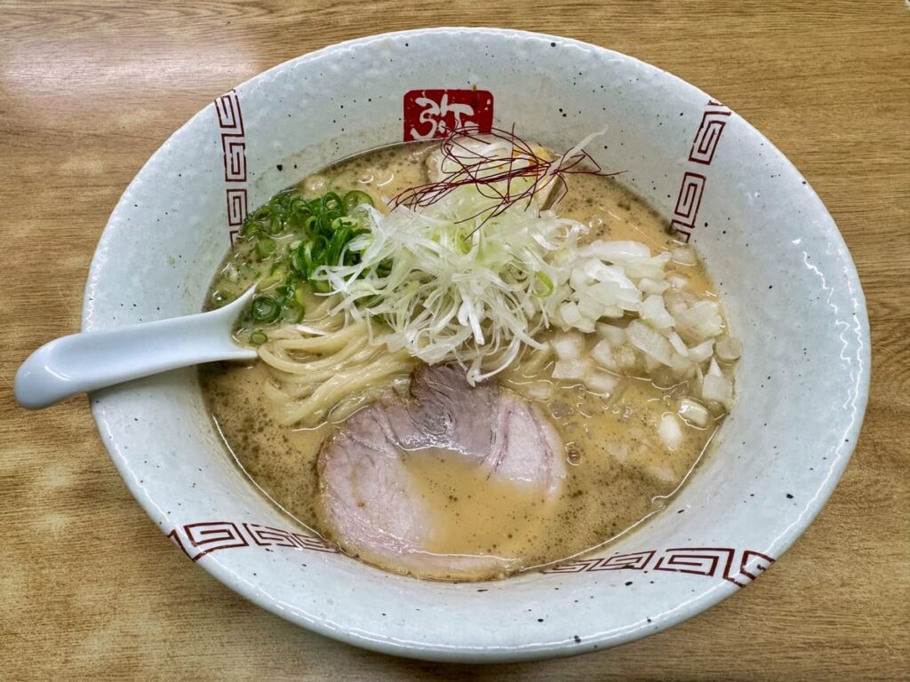 らーめん弥七の醤油らーめん1