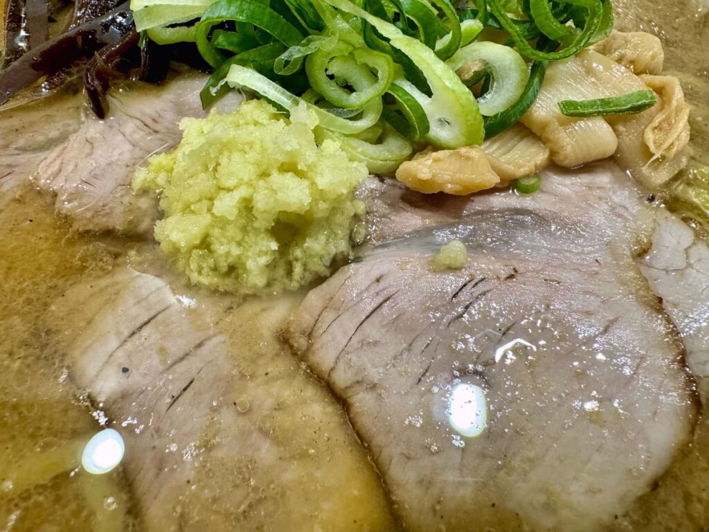 札幌ラーメン柳の味噌らーめん チャーシュー