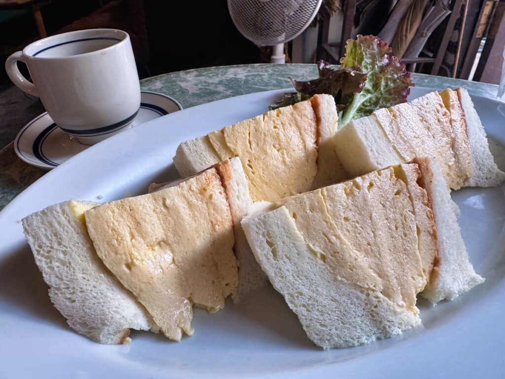 喫茶マドラグ 本店のコロナの玉子サンドイッチ3