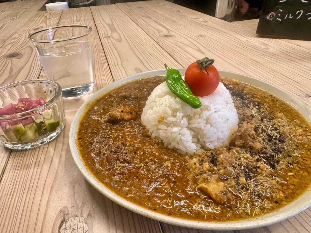 SPICE HOLICのあいがけカレー3