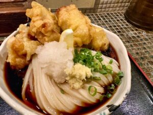 たけうちうどん店の冷やしとり天ぶっかけ大盛2