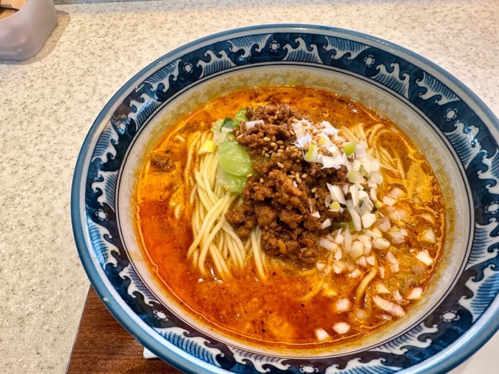 熊猫飯店の担々麺3