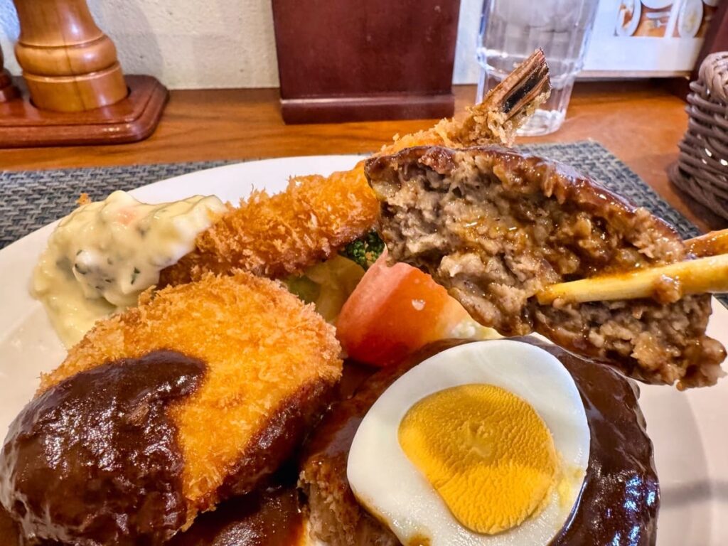 洋食屋ワタナベのWランチ 実食1
