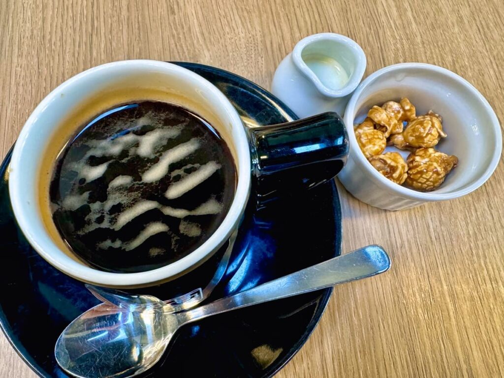 Takagi Coffee Ibaraki Branch 4 高木珈琲 茨木店の自家焙煎 高木オリジナルブレンド