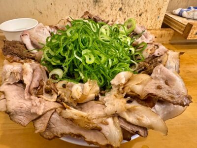 立食い屋台ラーメンと焼めし専門店ばんらい屋の醤油ラーメン肉増しネギ増し3