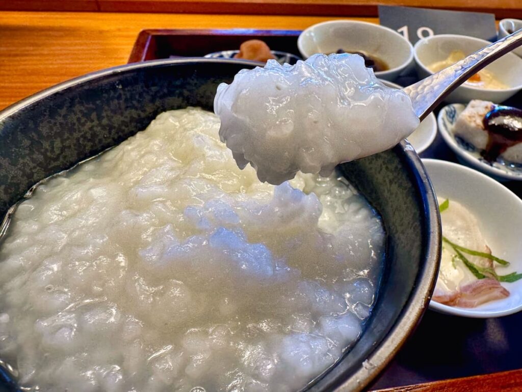 築地本願寺カフェTsumugiの18品の朝ごはん 実食1