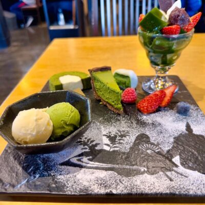 伊藤久右衛門 宇治本店の源氏物語 いちご抹茶プレート1