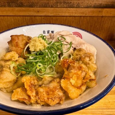 自家製さぬきうどんと肉 甚三 大門店の超スペシャル肉うどん2