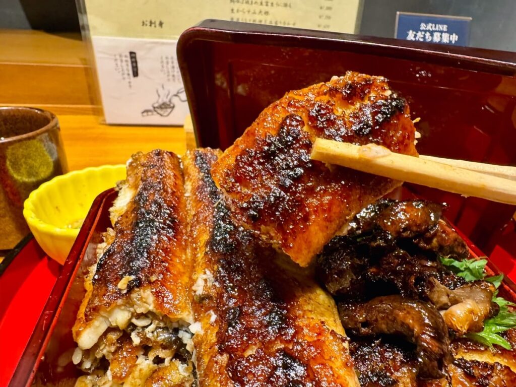 炭焼うな富士 大丸京都別邸の肝入り特上うな重 実食2