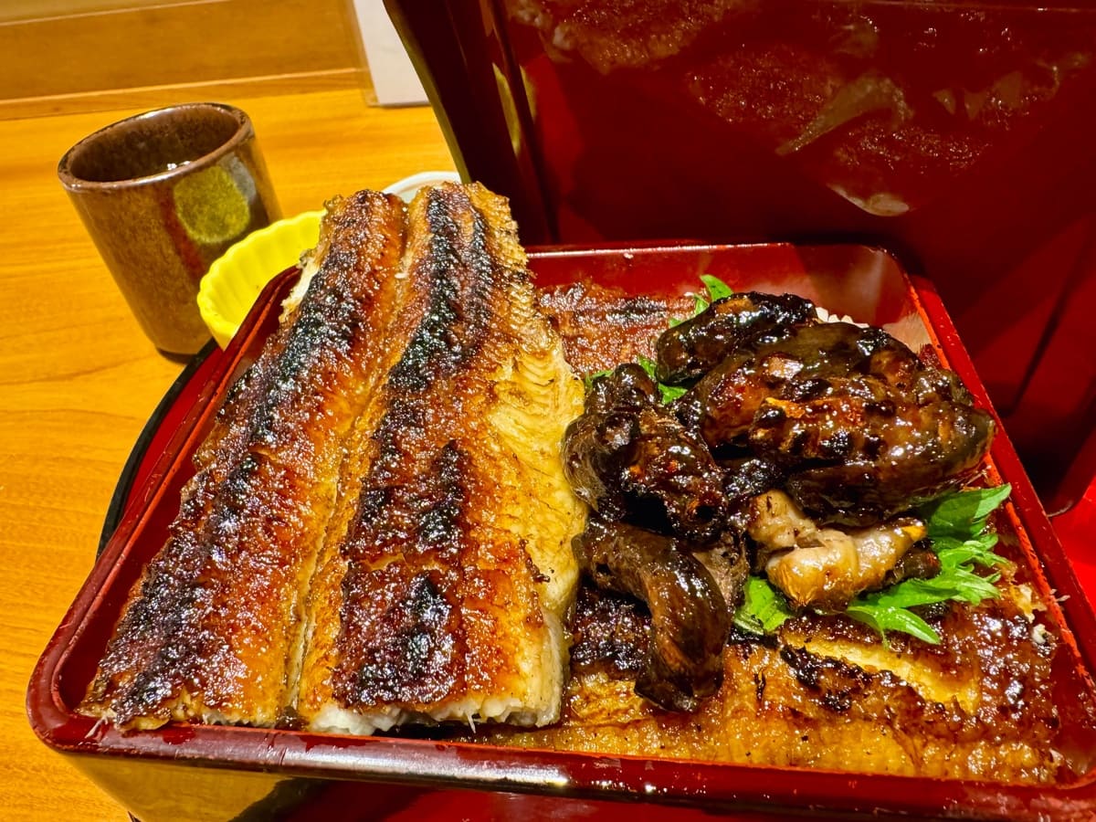炭焼うな富士 大丸京都別邸の肝入り特上うな重3