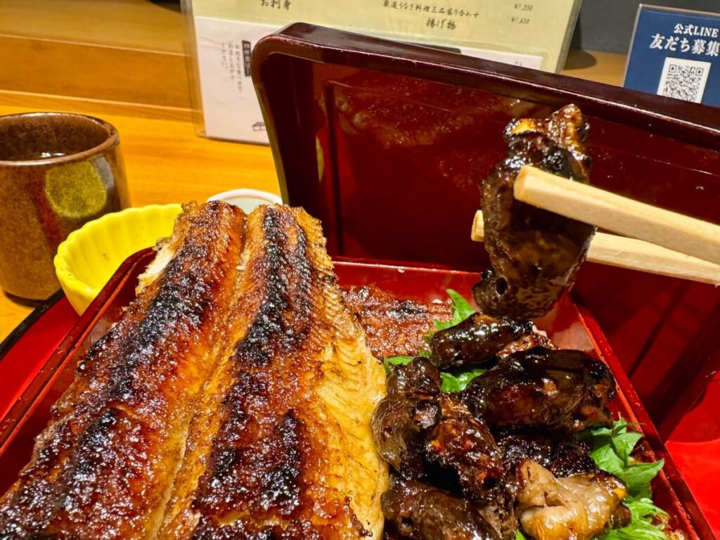 炭焼うな富士 大丸京都別邸の肝入り特上うな重 実食1