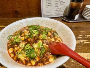 揚子江ラーメン 神山店の麻婆丼2