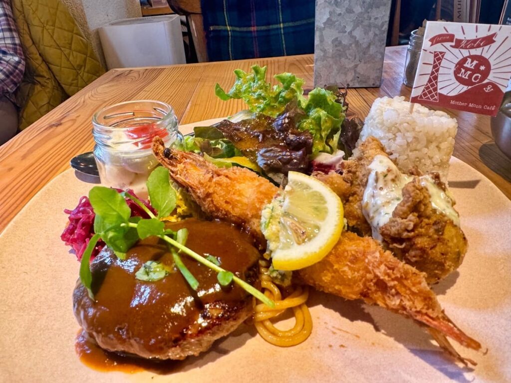 マザームーンカフェ 三宮本店の大人のお子様ランチ3
