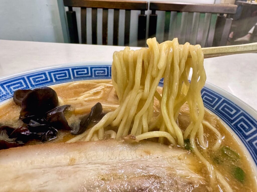 大貫本店の普通中華そば 麺