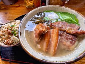 幸ちゃんそばの幸ちゃんそば じゅーしーめーセット3