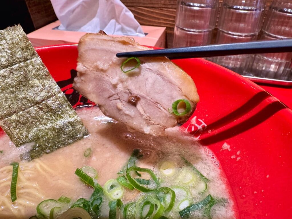 ラー麺ずんどう屋 総本店の元味らーめん チャーシュー