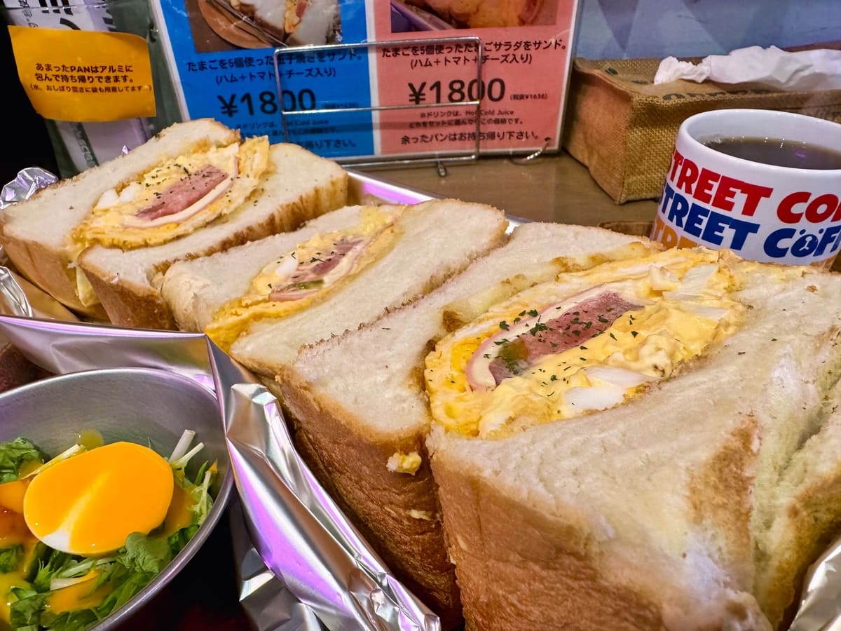 Back Street Coffeeのバクストグラウンド3