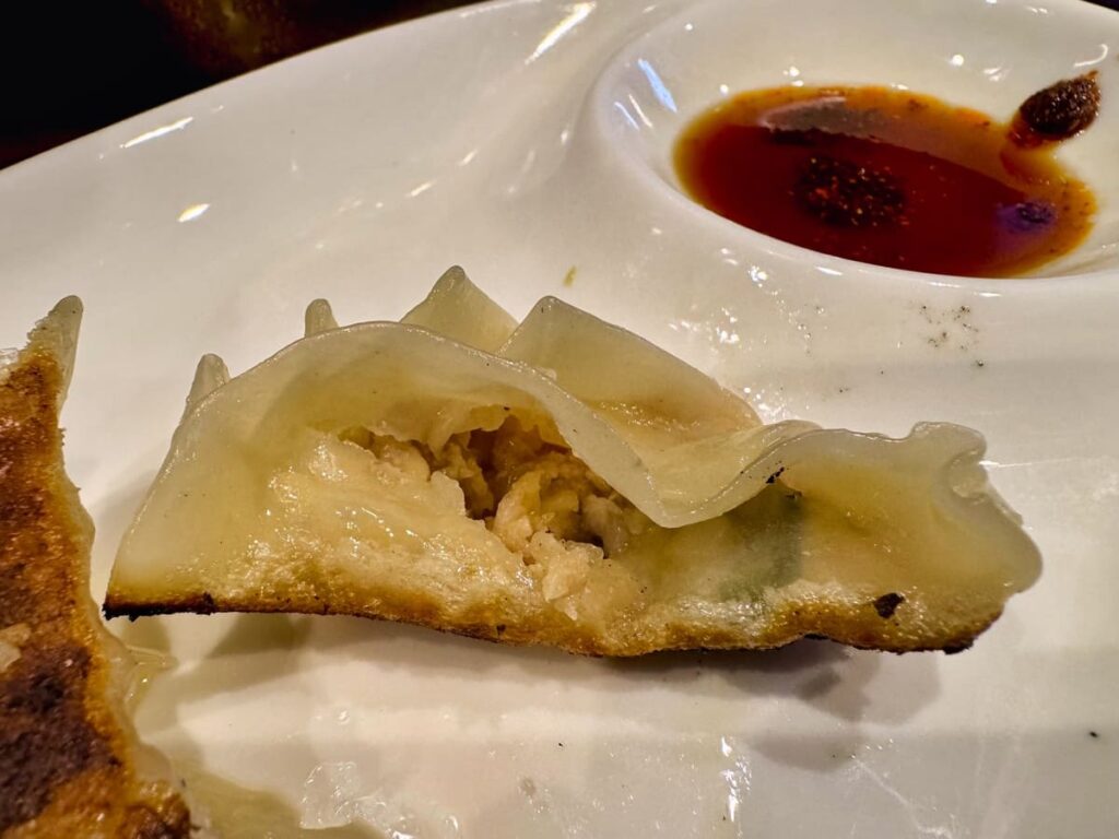 ラグビー好きが全国から集まる【清華園 本店】に行ってきた 3 中華料理 清華園の餃子 餡